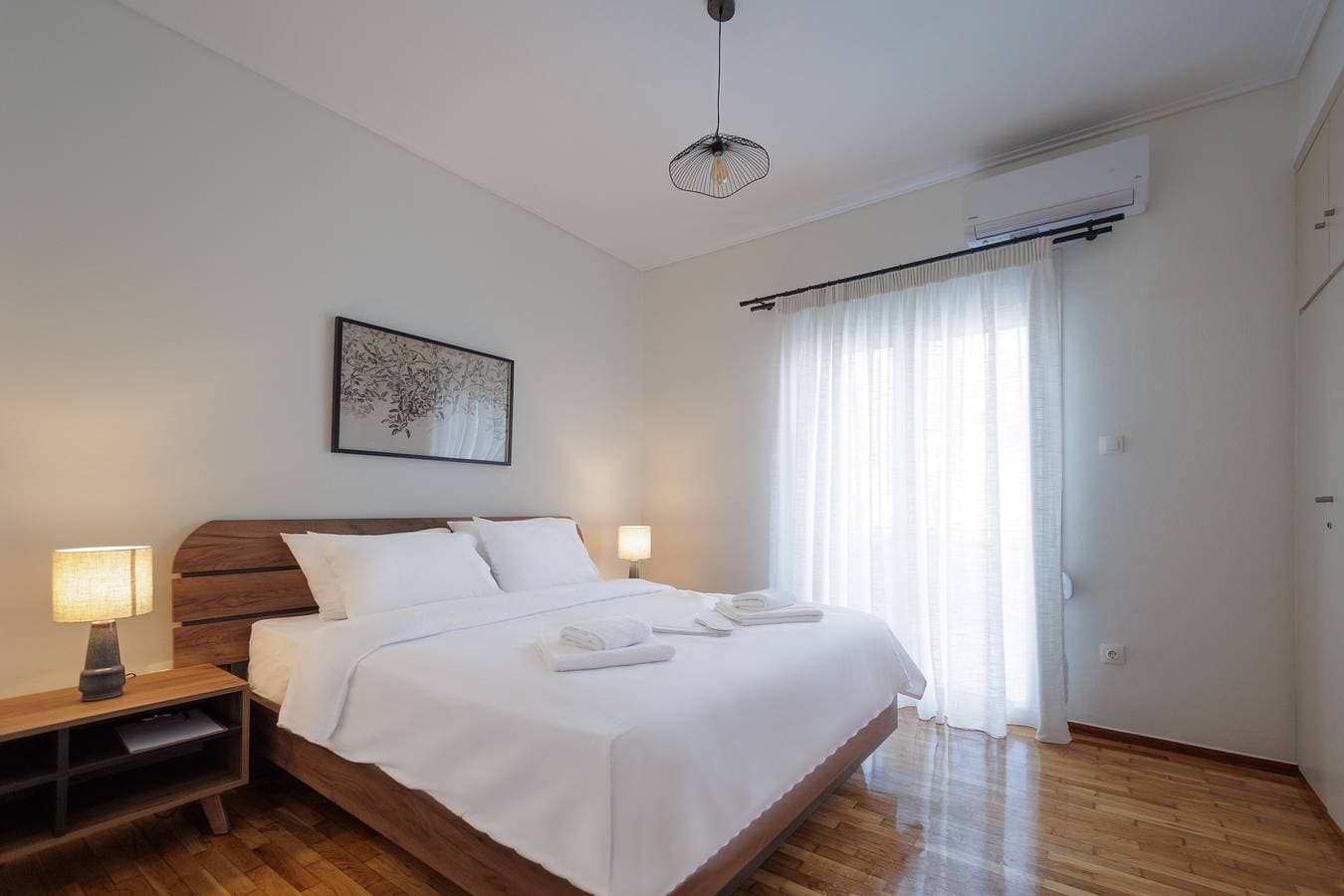 Thea Luxury Rooms Athens 1