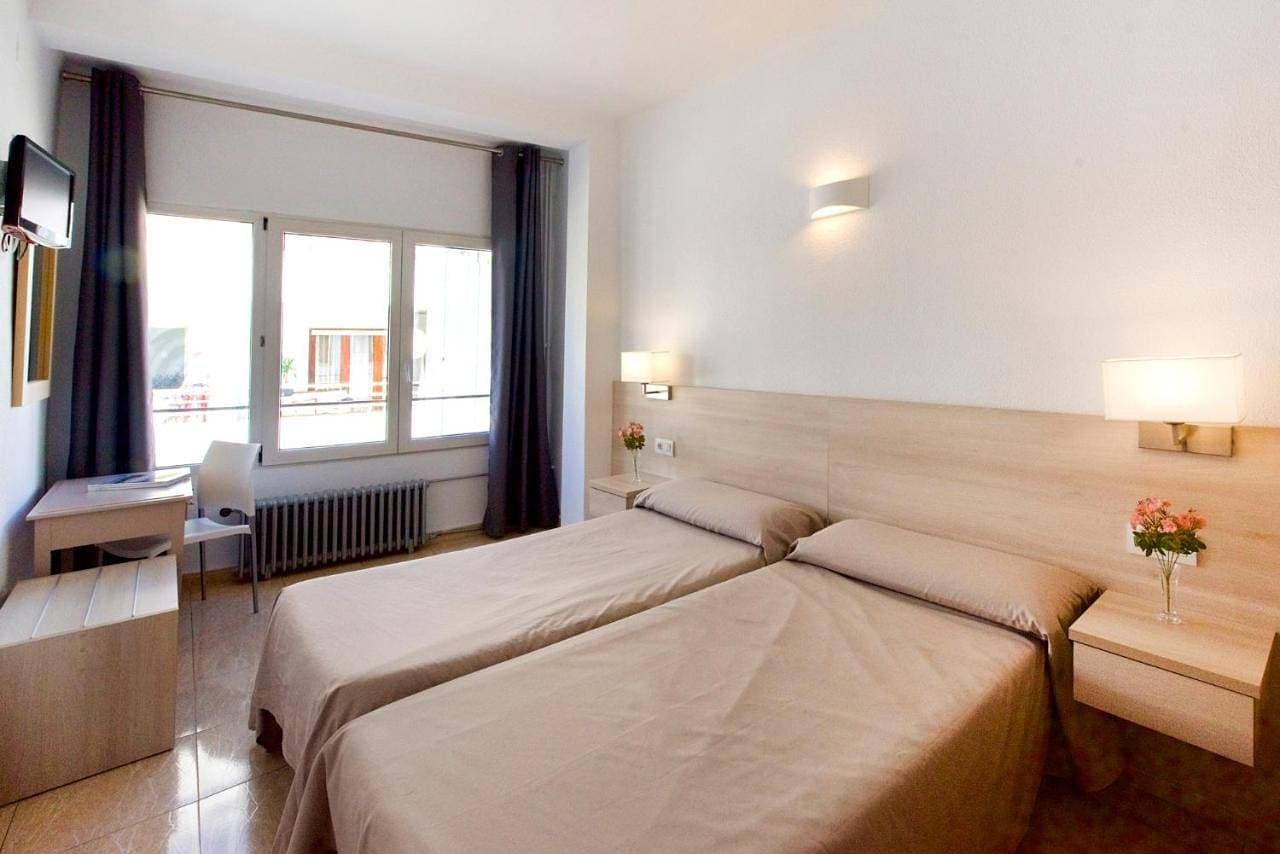 Foto 9 von 14: Twin Room with City View