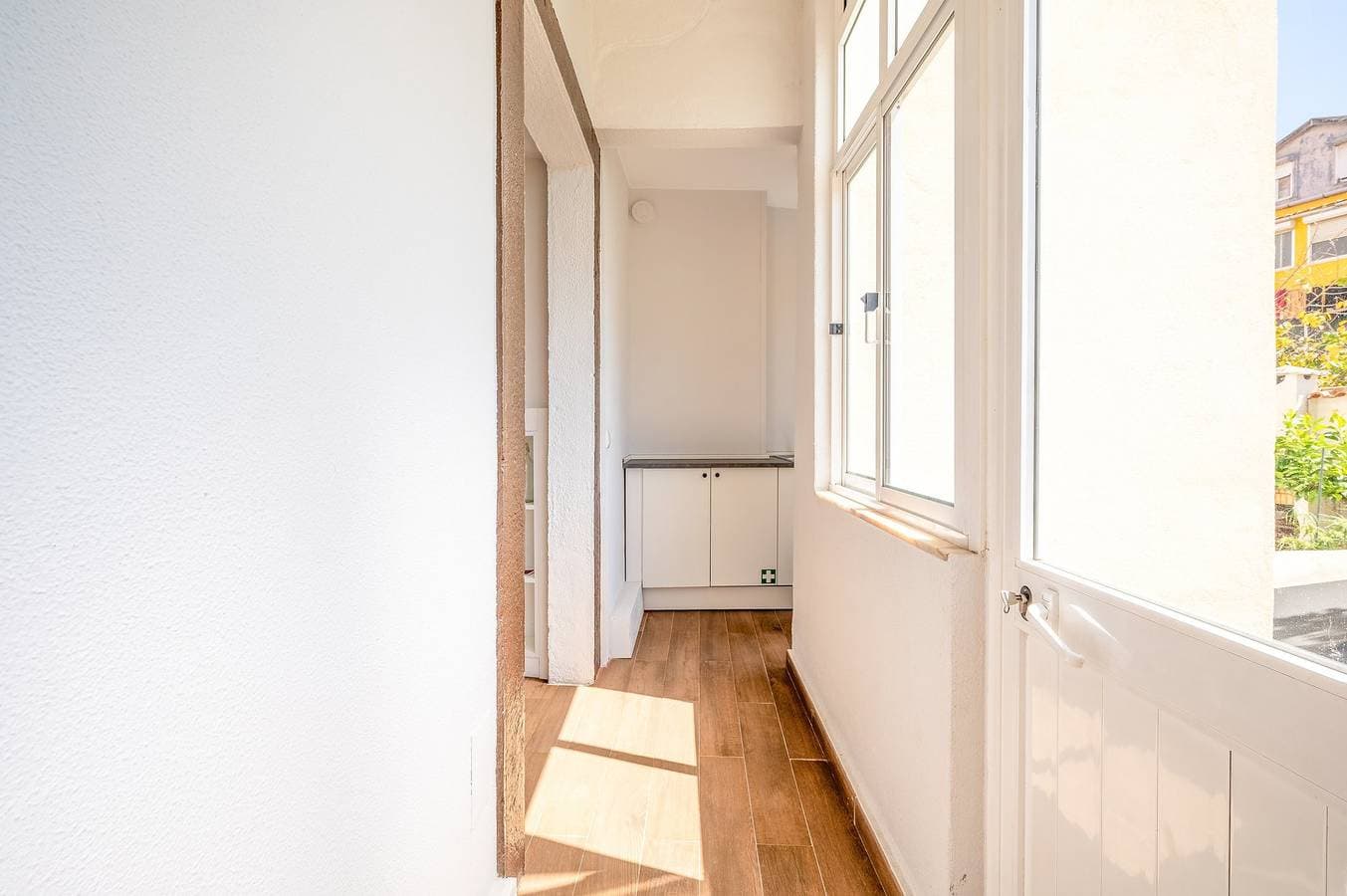 Foto 12 von 39: Ferienwohnung für 6 Personen mit Garten