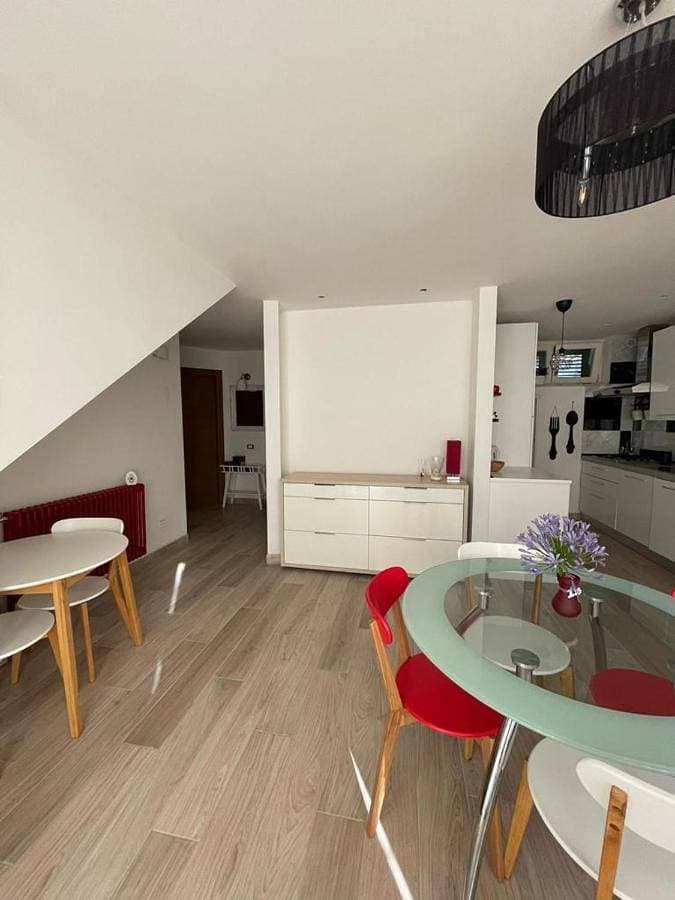 Foto 4 von 18: Three-Bedroom Apartment