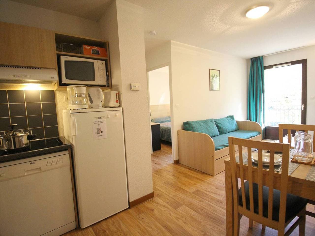 Charmantes 2-Zimmer mit Balkon, Parkplatz, nahe beim Park 1