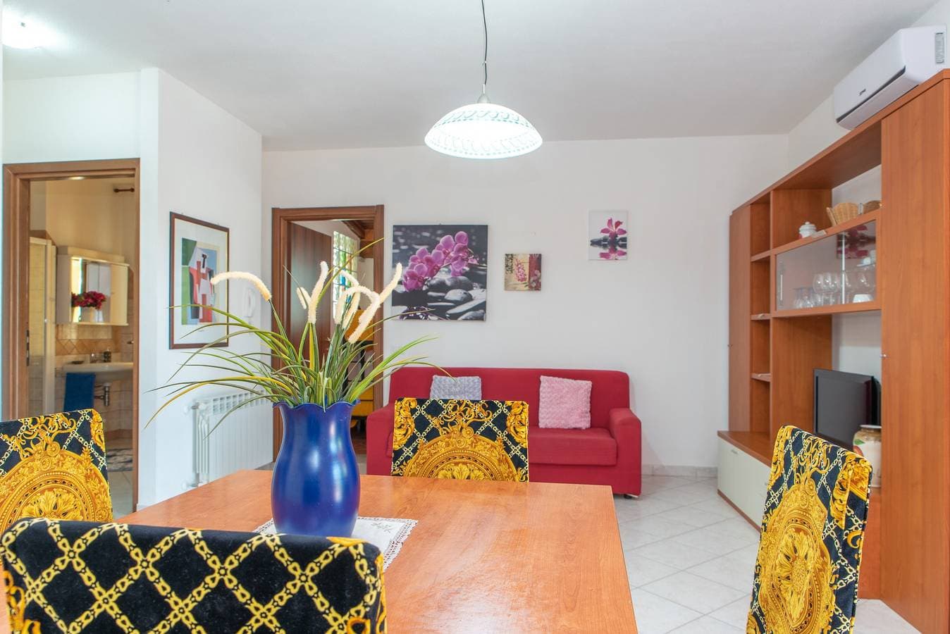 Foto 5 von 29: Ferienwohnung 'Villa Smeralda 3' mit Pool und Garten nahe Olbia