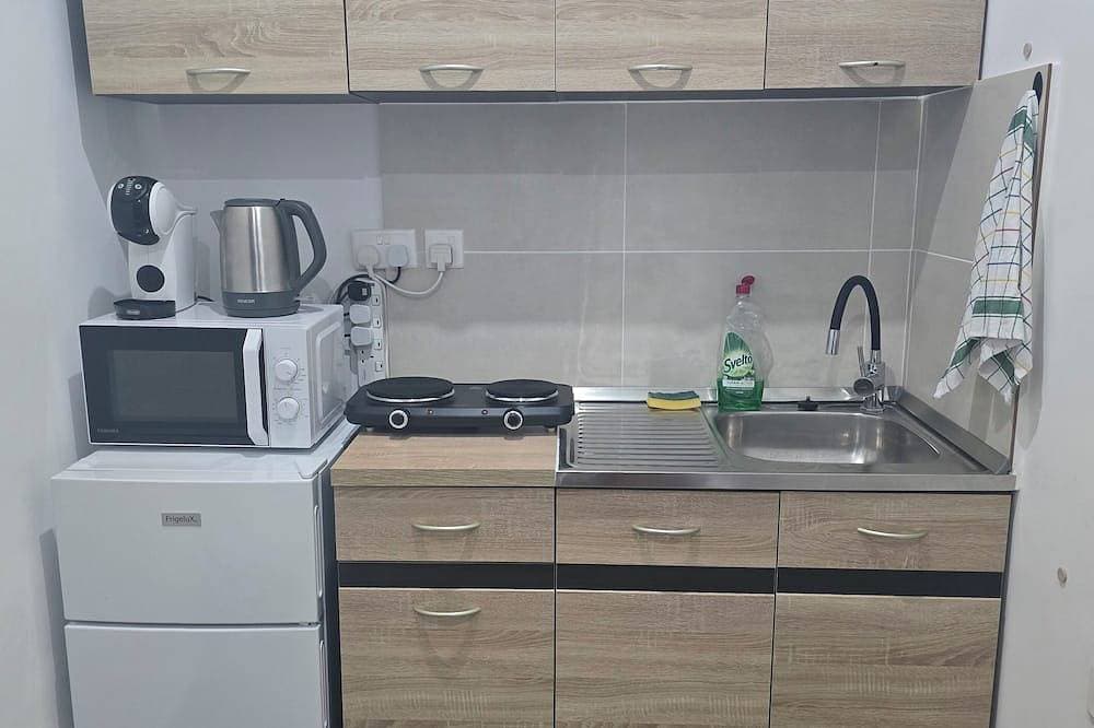 Foto 3 von 6: 22 Groundfloor Studio Apartment
