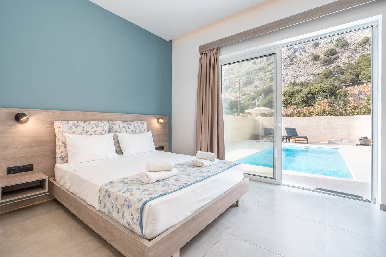 Foto 4 von 20: Ferienwohnung 'Tesoro Del Mare mit Privat Pool 2' mit Bergblick, WLAN und Klimaanlage