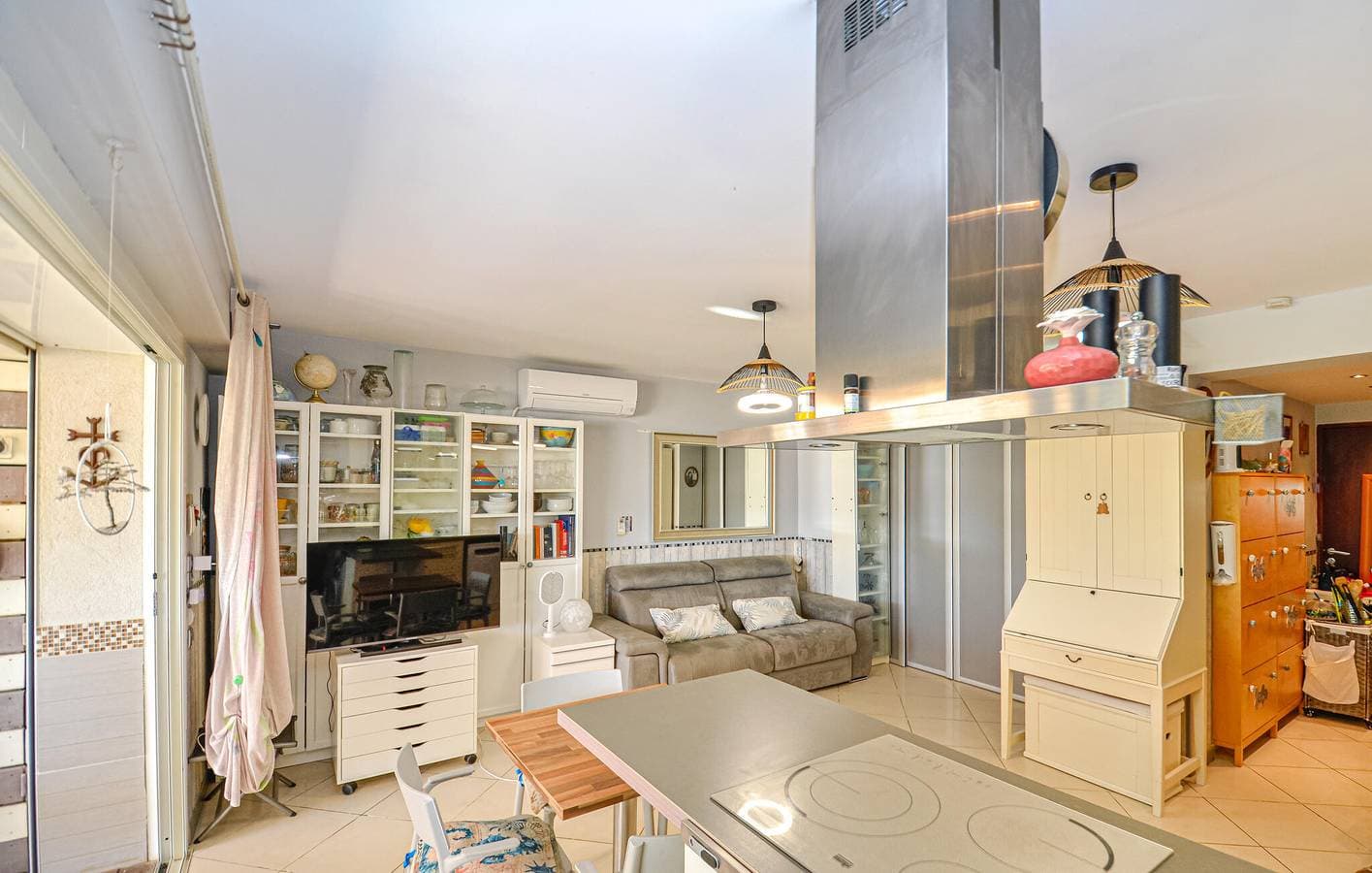 Foto 6 von 28: Apartment mit Meerblick, Wifi, AC, Parkplatz und Terrasse - 800m zum Strand