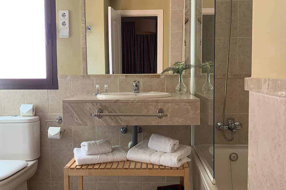 Foto 6 von 15: Geräumige Wohnung, sehr ruhig und mit Garten