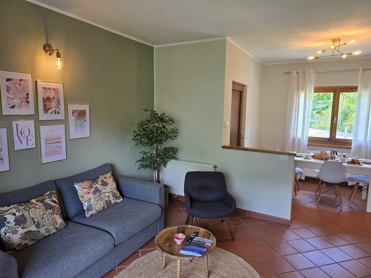 Foto 5 von 16: Ferienwohnung für 4 Personen mit Seeblick