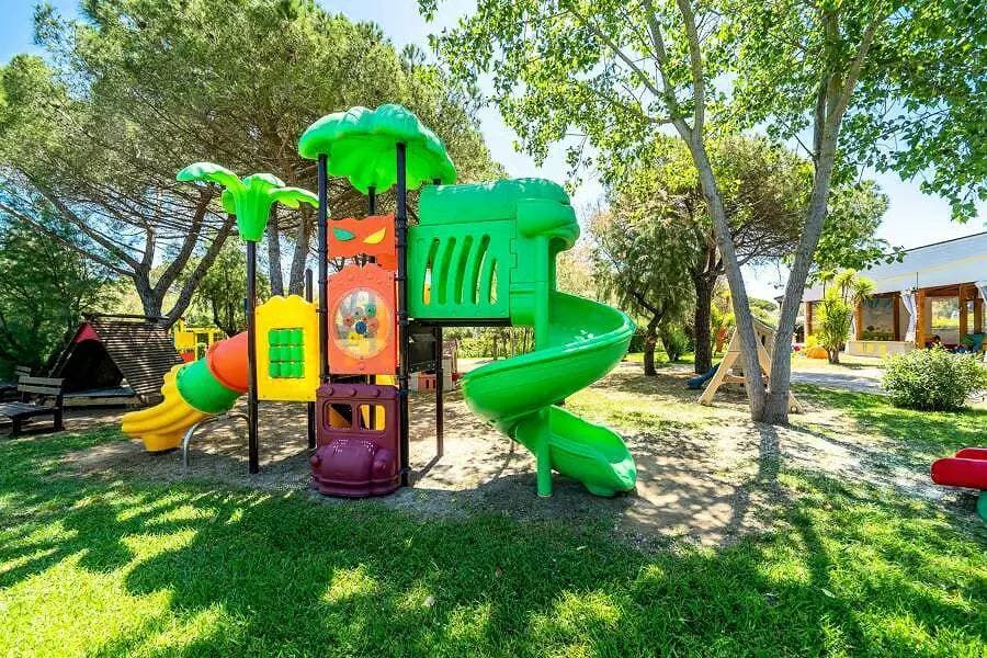 Foto 9 von 17: Mobilheim | Classic | 2 Zi. | 4 pers. | Kleine Terrasse | A/C