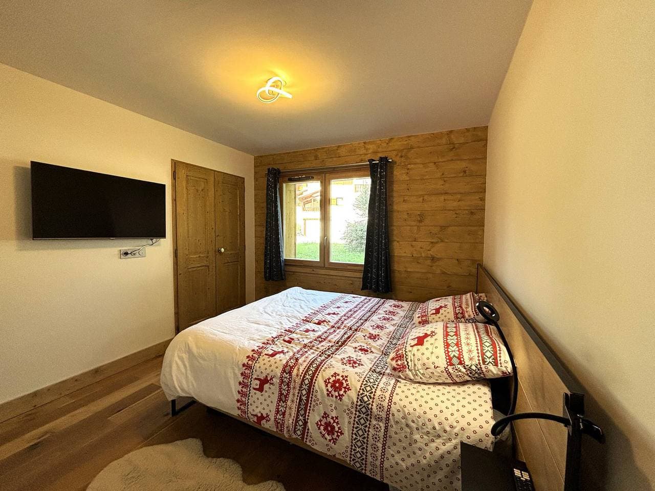 Foto 5 von 15: Neues 3-Zimmer-Apartment, überdachter Parkplatz, 6 Pers