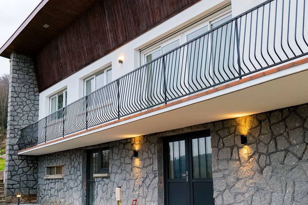 Foto 12 von 30: Mid-Century Aufenthalt in Val-d'Ajol mit Parkplatz und Haustiere Willkommen