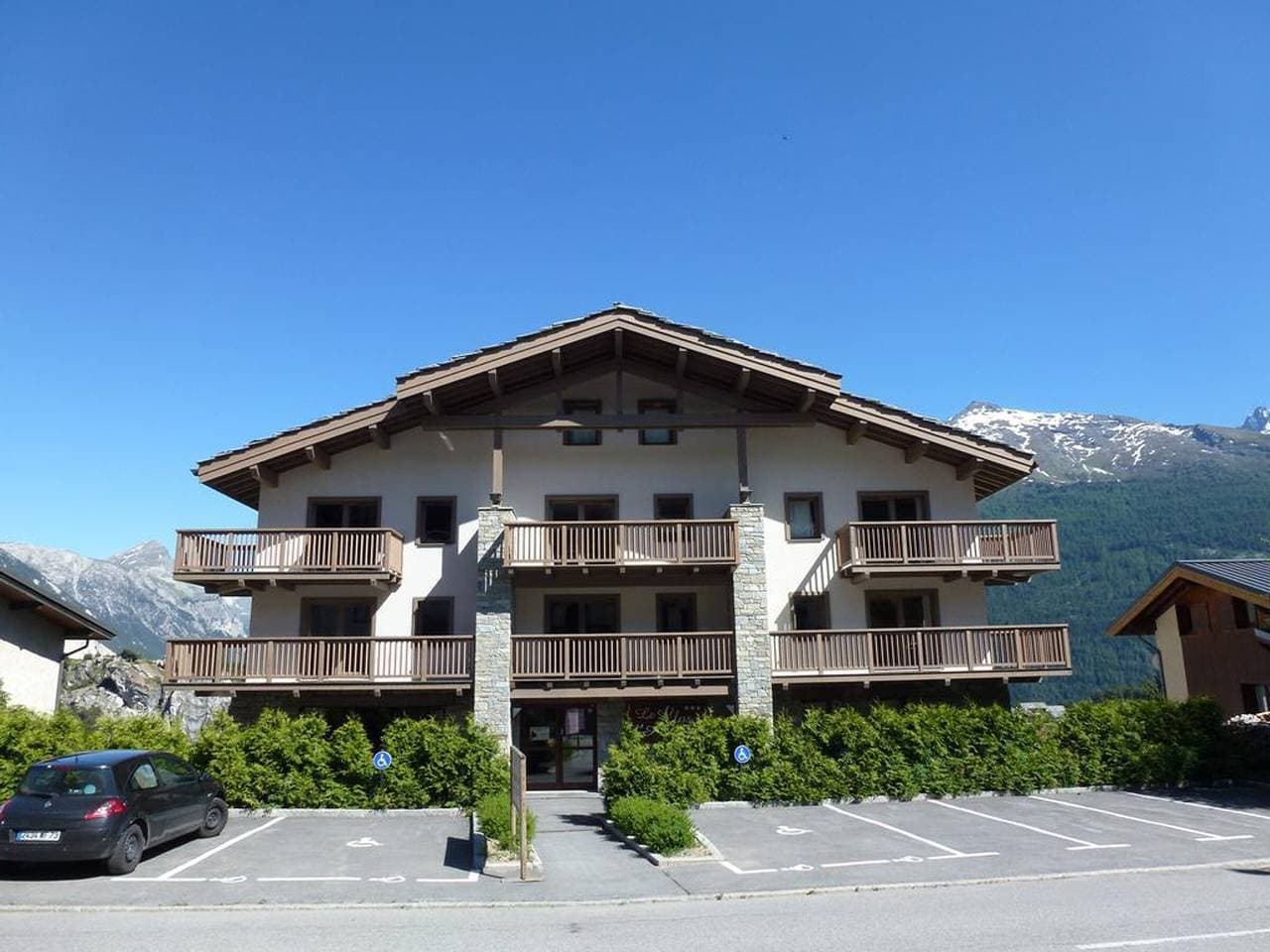 Foto 12 von 17: Geräumige Wohnung für 6 Personen mit WIFI in Aussois