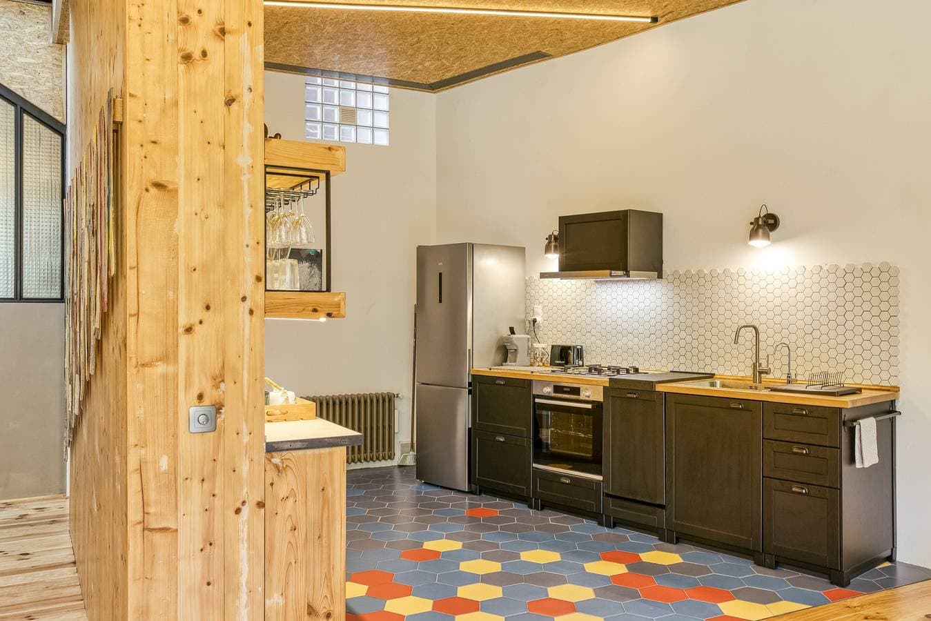 Foto 6 von 32: Espai Temps – Art Home: Geräumiges Loft mit Terrasse im Herzen des Ampurdán