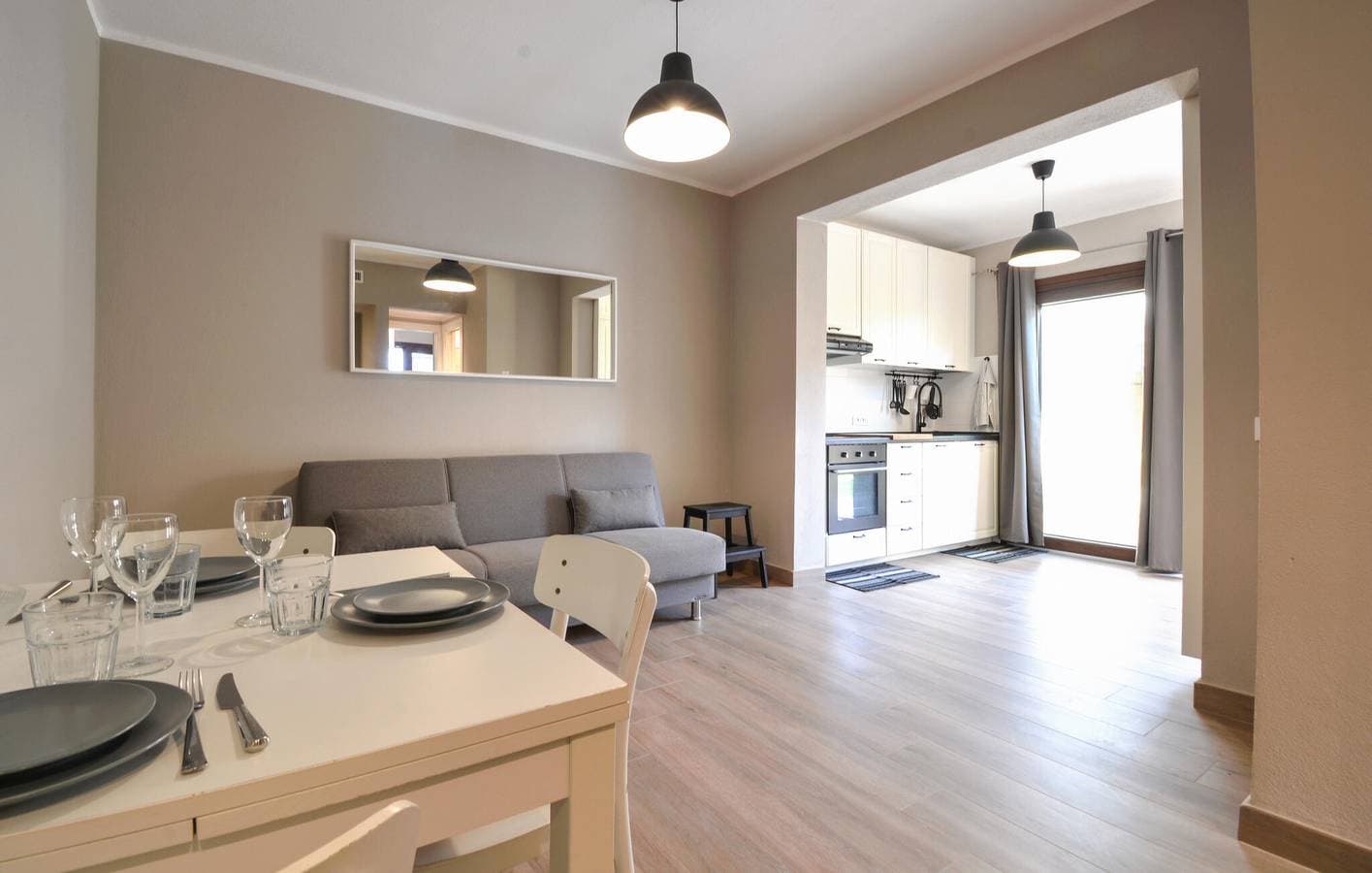 Foto 3 von 17: Gemütliche Wohnung mit Garten, Parkplatz und AC in der Nähe von Marina di Capitana Beach