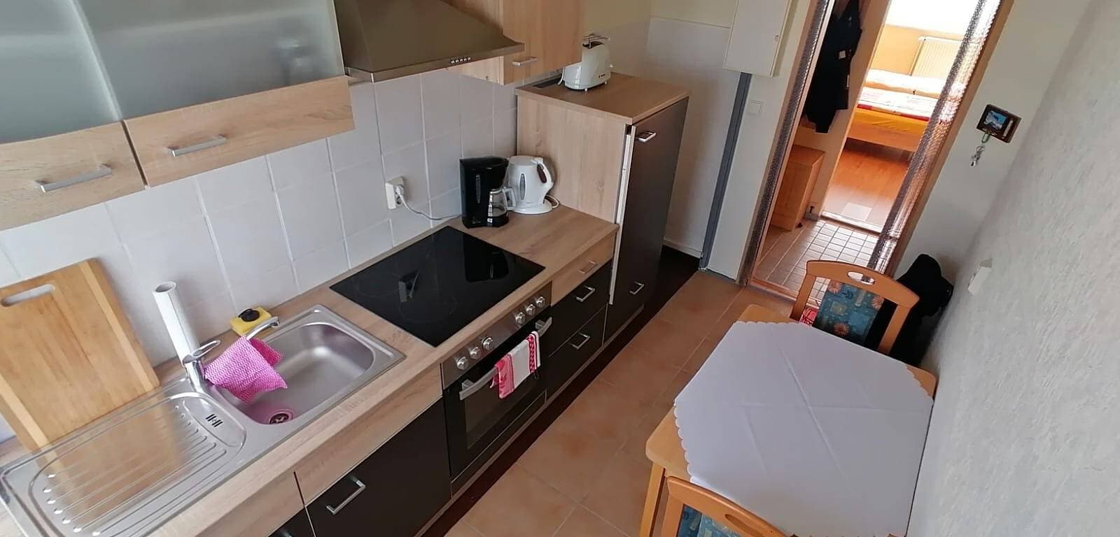 Foto 3 von 12: Ferienwohnung 'Mücheln 1' mit Balkon und Wi-Fi