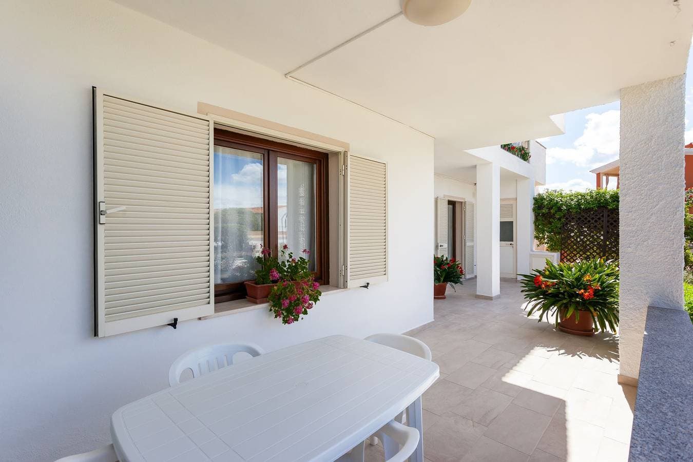 Foto 8 von 33: Ferienwohnung für 4 Personen mit Garten