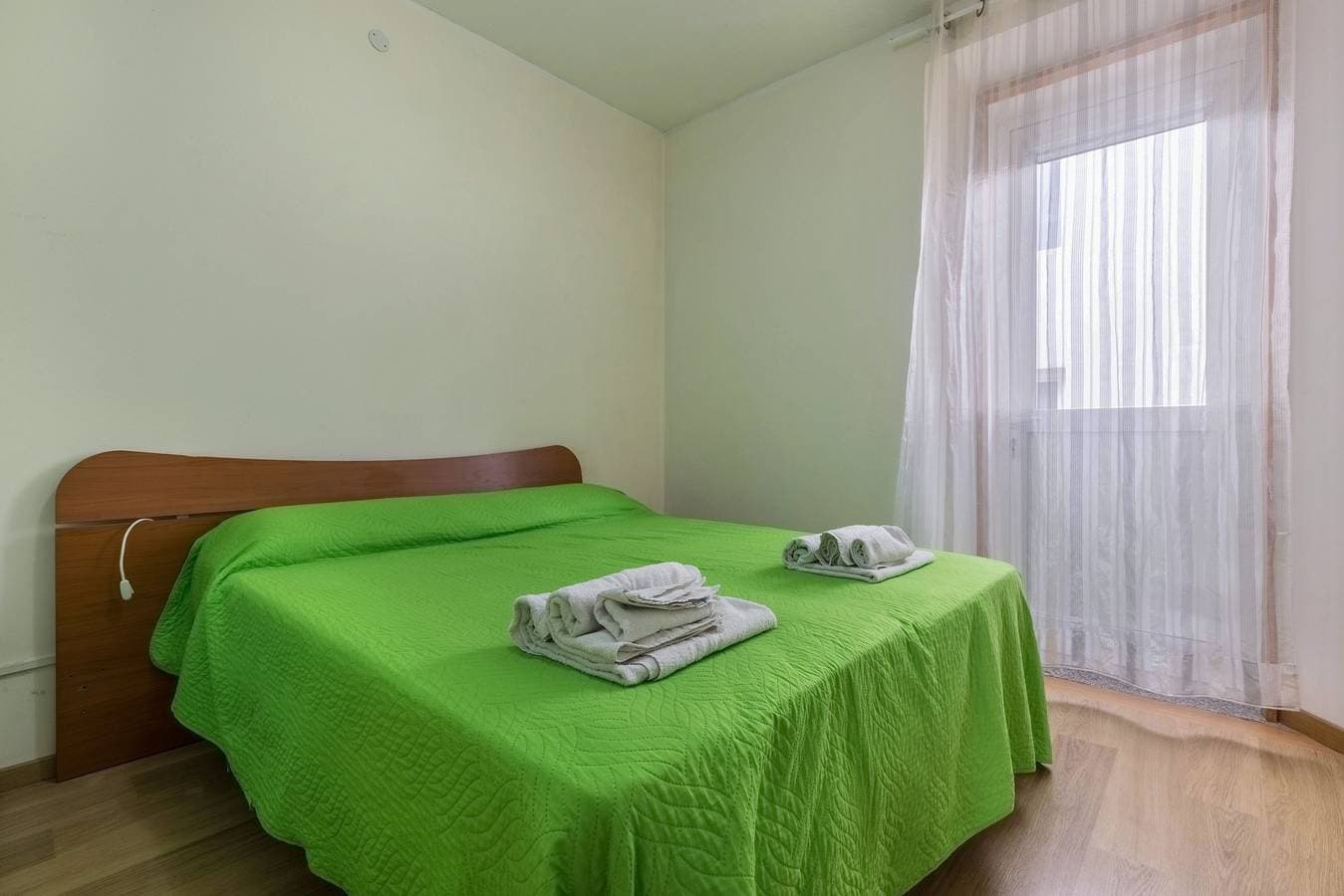 Foto 11 von 23: Ferienwohnung 'Al Porticciolo' mit Meerblick, Balkon und Klimaanlage