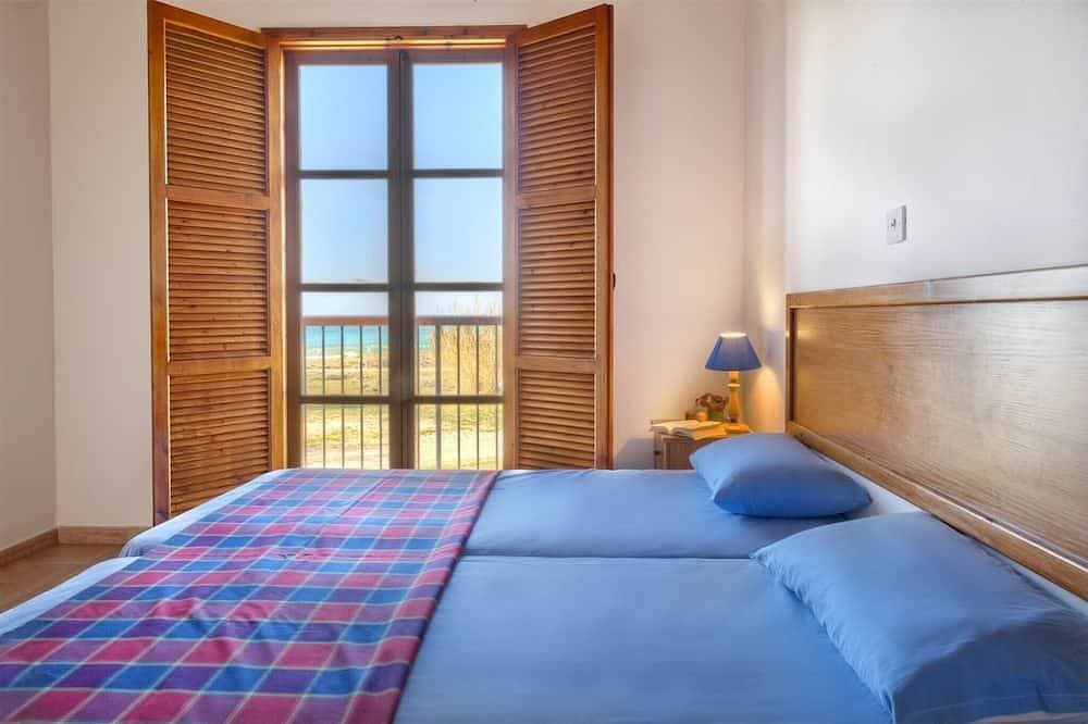 Foto 4 von 30: Latchi Beach Villas - 2-Bett-Villa - Atemberaubender Meerblick - Privater Pool - Wifi