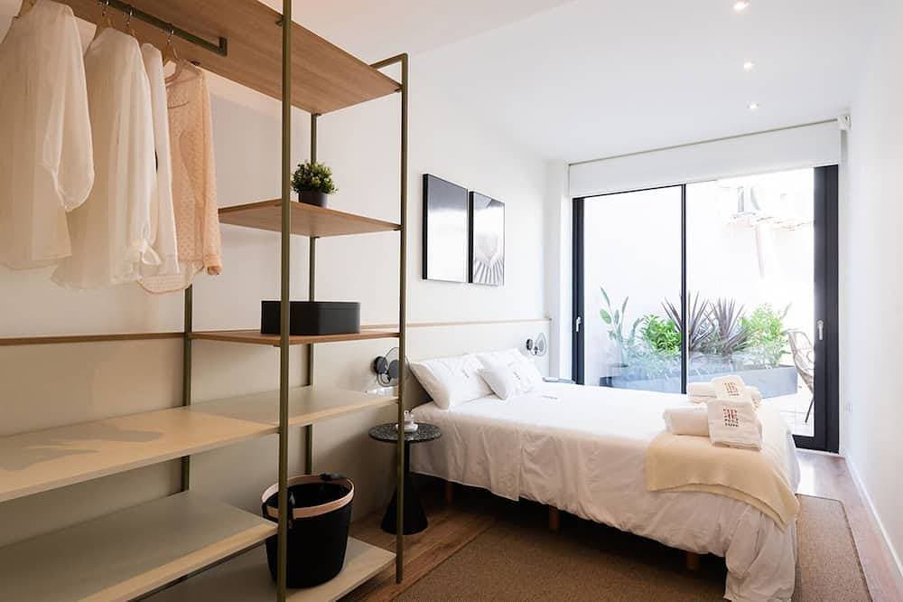 Petit Luxe Tobella Baixos 1