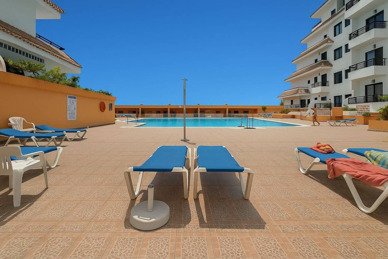 Foto 9 von 35: Ferienwohnung 'Apto Jardin Del Sol Beach' mit Gemeinschaftspool, Wi-Fi und Klimaanlage