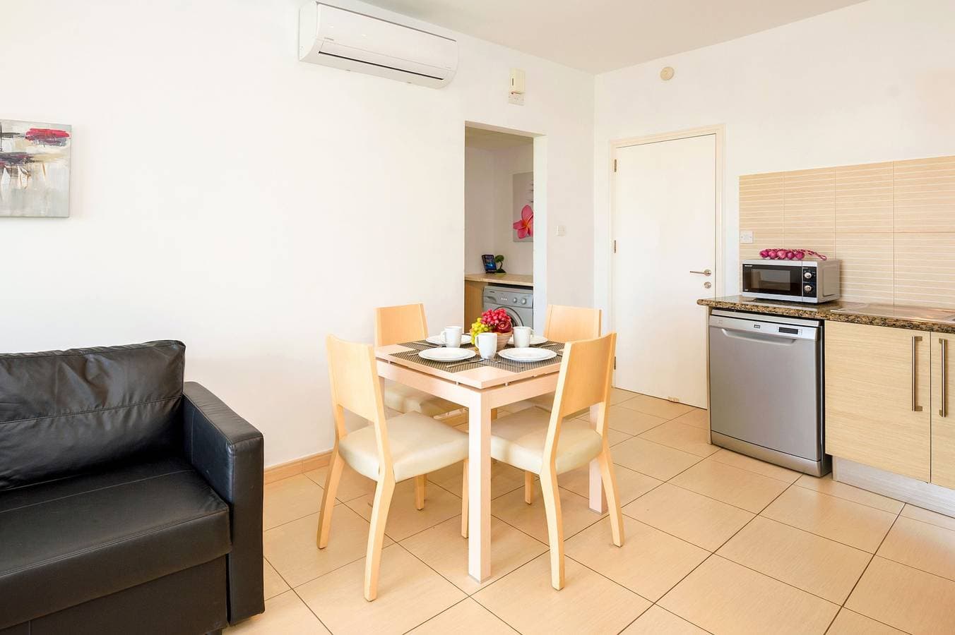 Foto 11 von 44: Ferienwohnung für 4 Personen mit Balkon