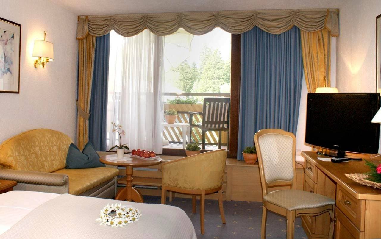 Foto 4 von 10: Comfort Double Room with Balcony