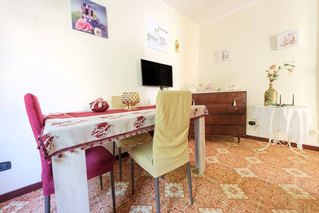 Foto 11 von 22: Ferienhaus 'Tommaso E Martina' mit Bergblick, Wi-Fi und Klimaanlage