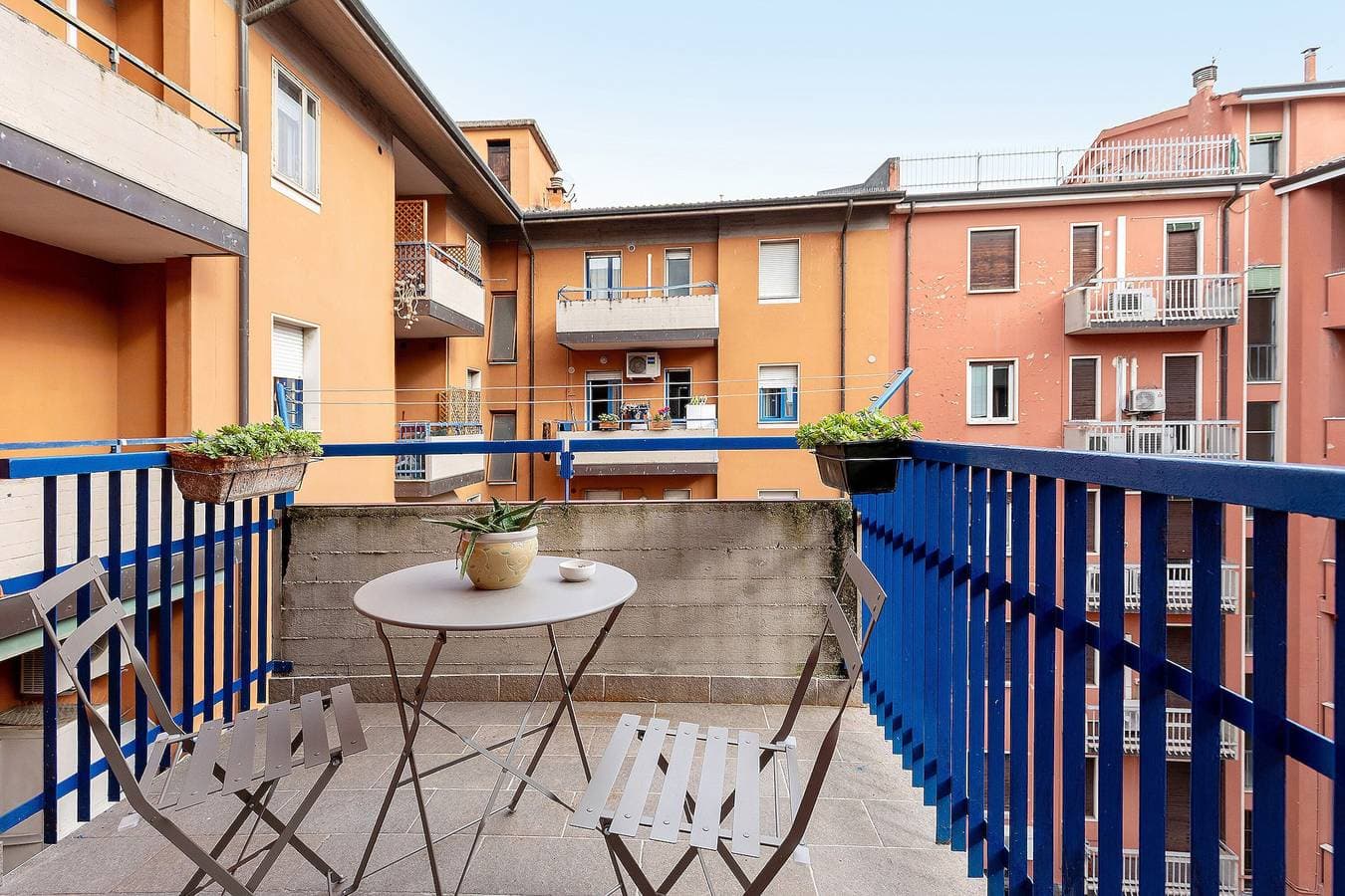 Foto 4 von 28: Apartment 'Bassini' mit Balkon, WLAN und Klimaanlage