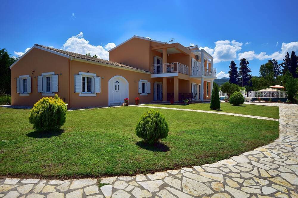 Foto 13 von 30: Familienfreundliche Luxusvilla direkt am Strand mit eigenem Tennisplatz, Pool, Whirlpool ...