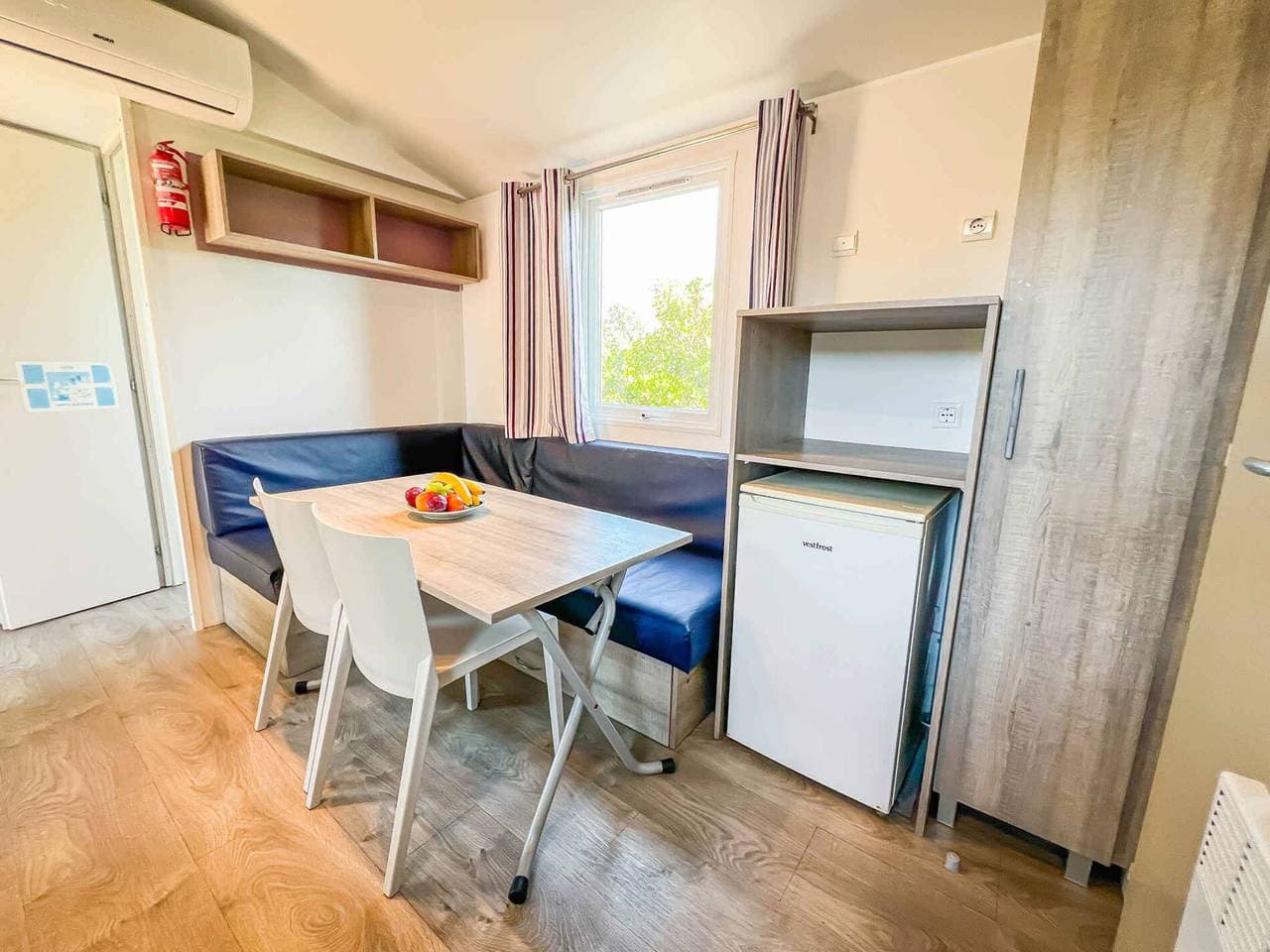 Foto 8 von 25: Mobilehome mit Klimaanlage und Terrasse