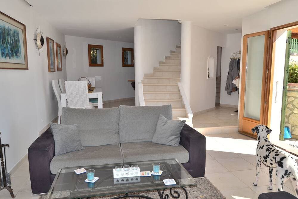 Foto 6 von 17: Villa Amicalement Hote - Cote D'Azur