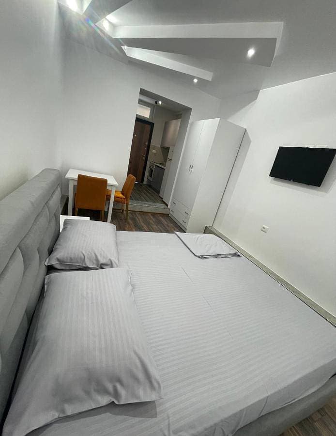 Foto 4 von 12: One-Bedroom Apartment