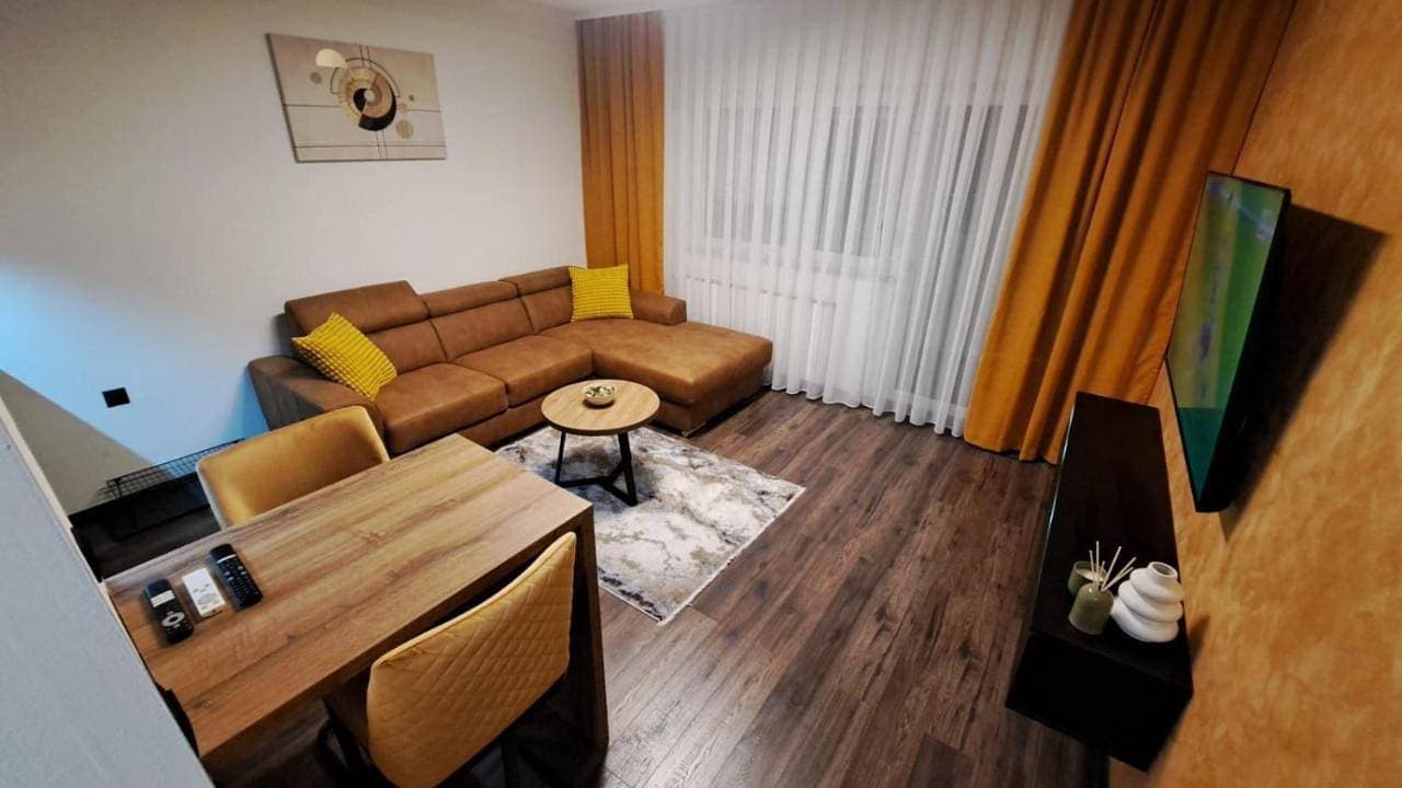 Foto 6 von 29: Studio Apartment with Balcony
