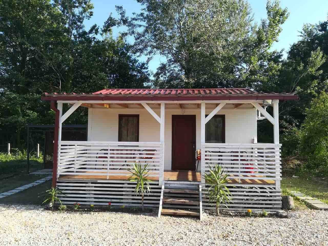 Charmanter Rajana Bungalow 1