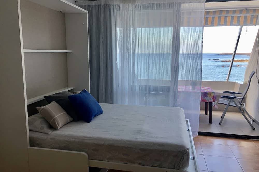 Foto 4 von 30: Schöne Ferienwohnung mit Pool, Garten und Meer