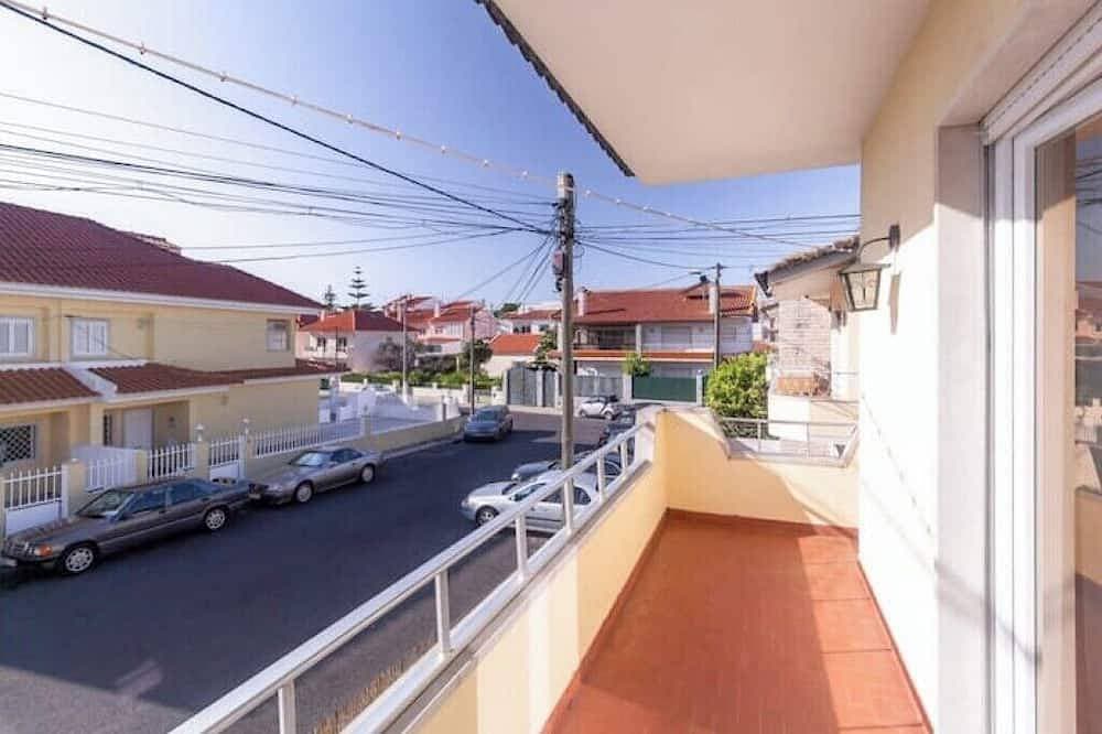 Myhomereservation: chic vintage villa with terrace and barbecue 1