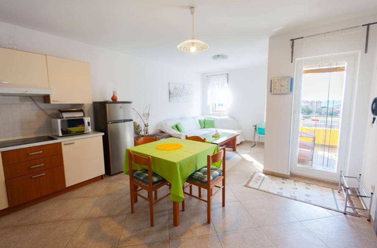 Foto 4 von 22: One-Bedroom Apartment
