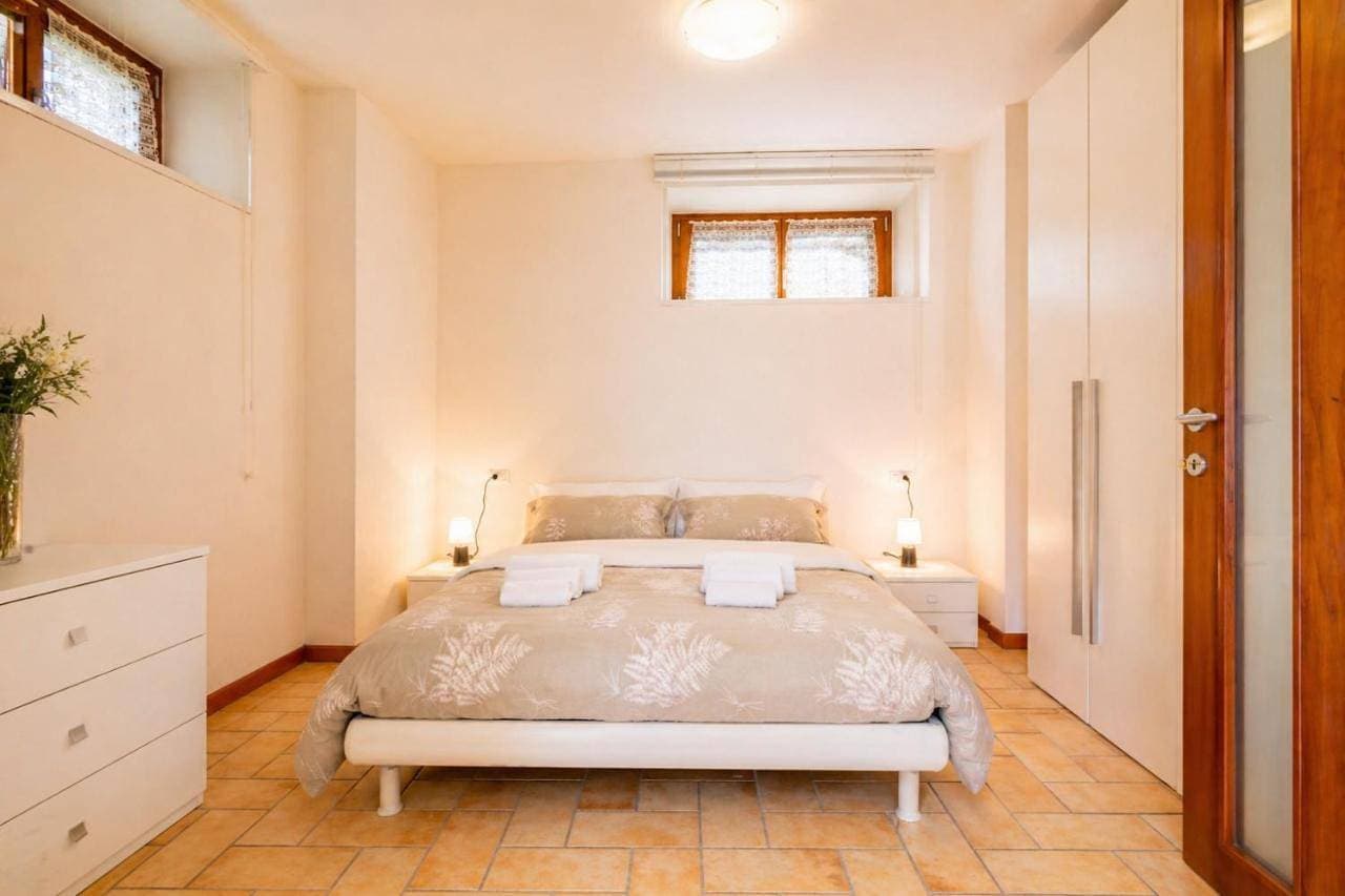 Foto 5 von 25: One-Bedroom Apartment