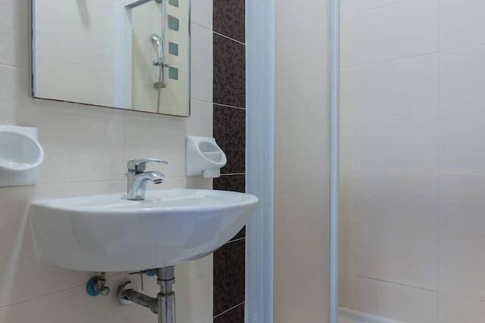 Foto 13 von 30: The King at Roulette | Modern Apartment, Paceville