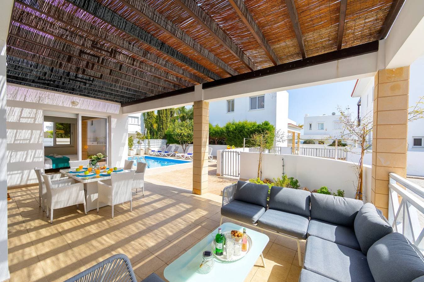 Foto 2 von 68: Protaras Sapphire Seaside Villa