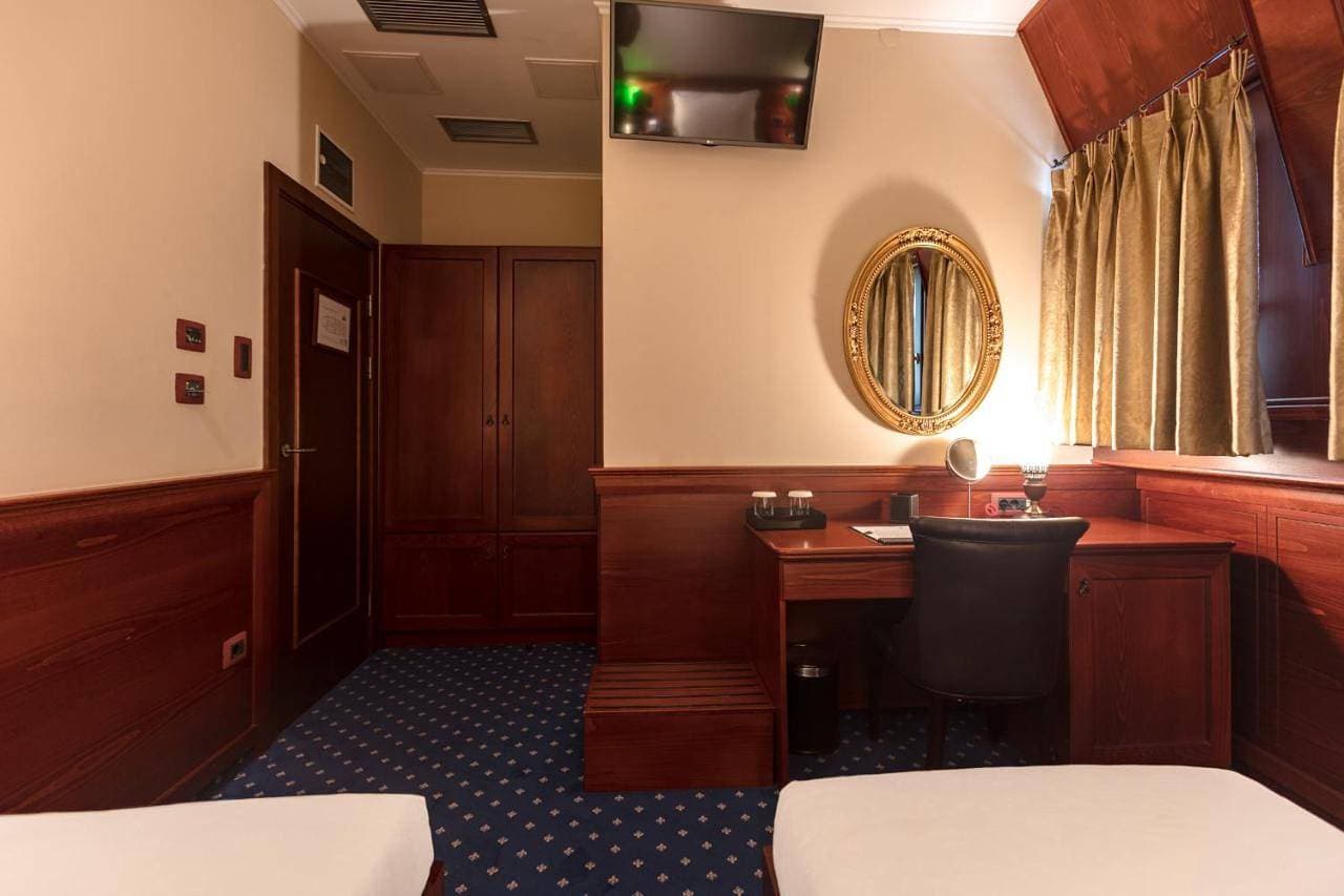 Foto 8 von 15: Double or Twin Room with River View