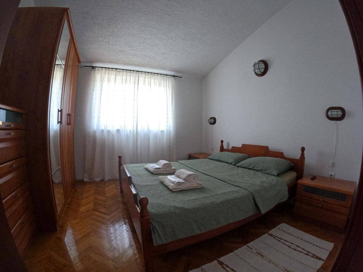 Foto 5 von 10: Two-Bedroom Apartment