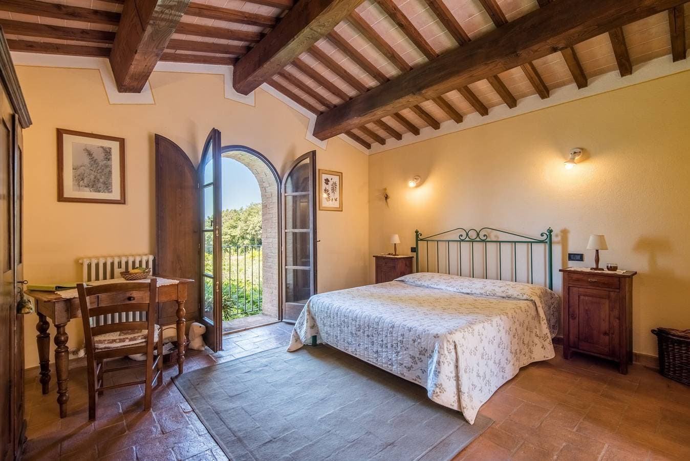 Foto 4 von 22: Podere Giardino Wine & Bed – Apartment Ginepro: Landhaus mit Pool, WLAN & Klimaanlage