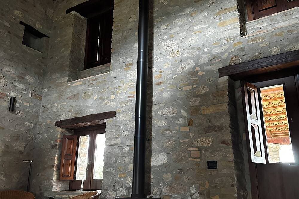 Foto 9 von 30: Rustikales Steinhaus mit einem modernen Touch