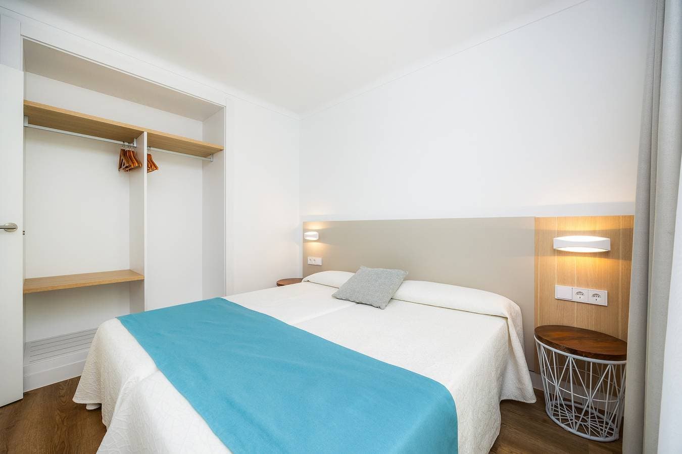 Foto 13 von 29: Ferienwohnung 'Apartament Massanet 1c' mit Balkon, WLAN und Klimaanlage