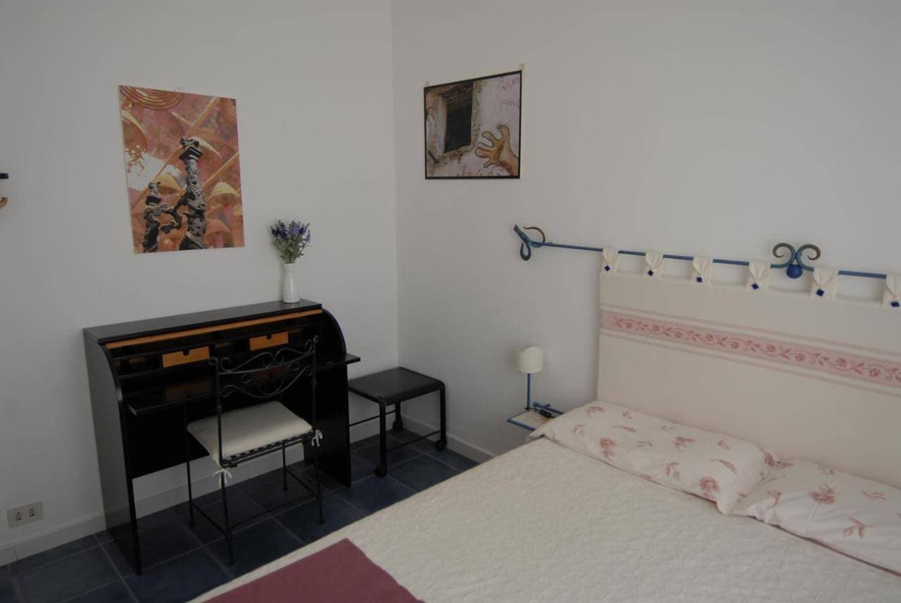 Foto 7 von 9: Double Room with Private Bathroom