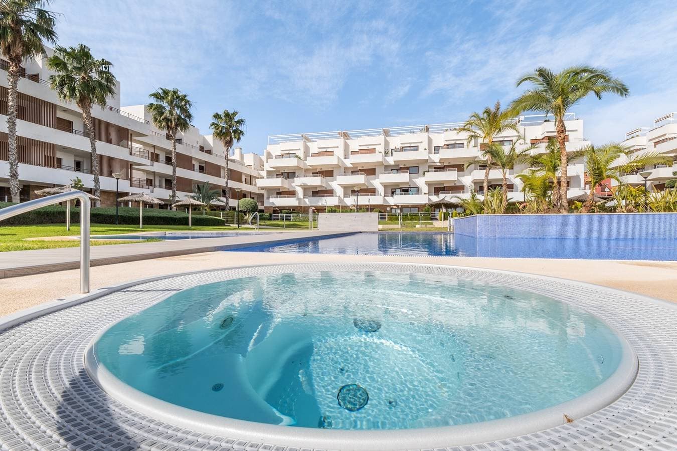Foto 2 von 26: Ferienwohnung 'Terrazas de Campoamor Sunrise' mit Privatterrasse, WLAN und Klimaanlage
