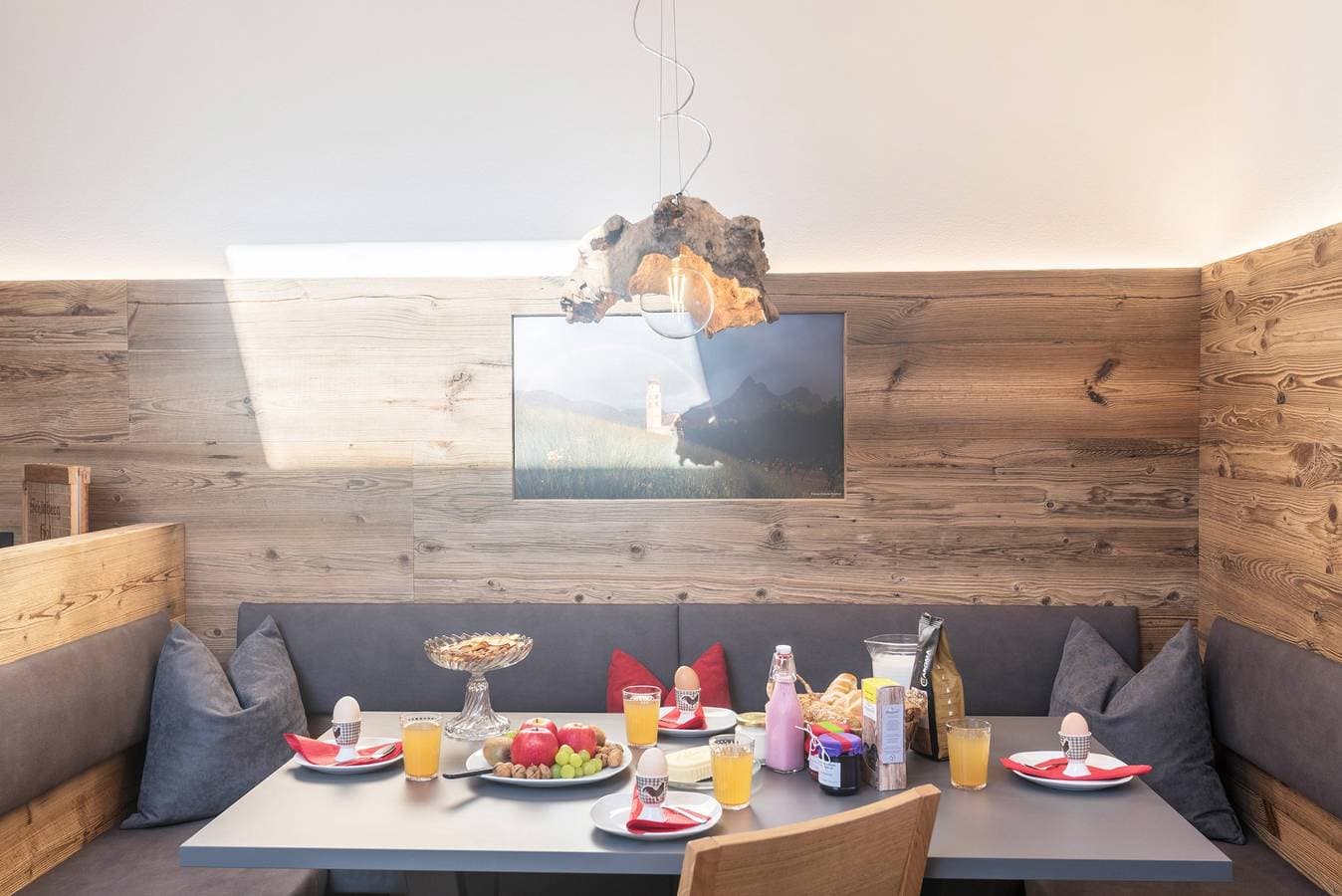 Foto 13 von 38: Ferienwohnung 'Schildberghof Schlernblick' mit Bergblick, Garten und WLAN