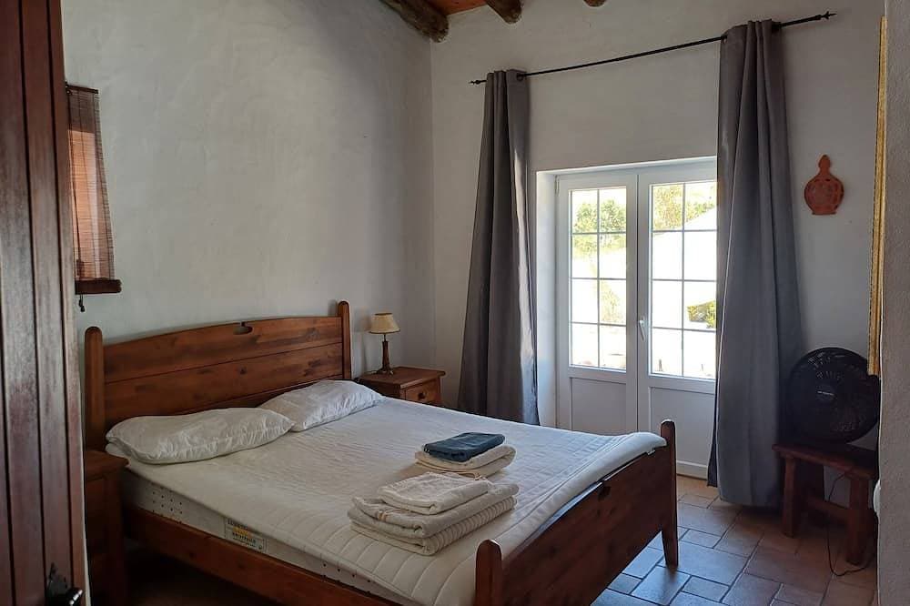Foto 3 von 20: Abgelegenes 2 Schlafzimmer Landhaus mit privatem Pool in weitläufiger Landschaft