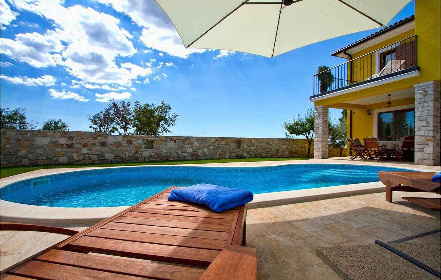 Foto 9 von 57: Geräumige Ferienwohnung mit Pool, WLAN und Parkplatz – der perfekte Urlaubsort!