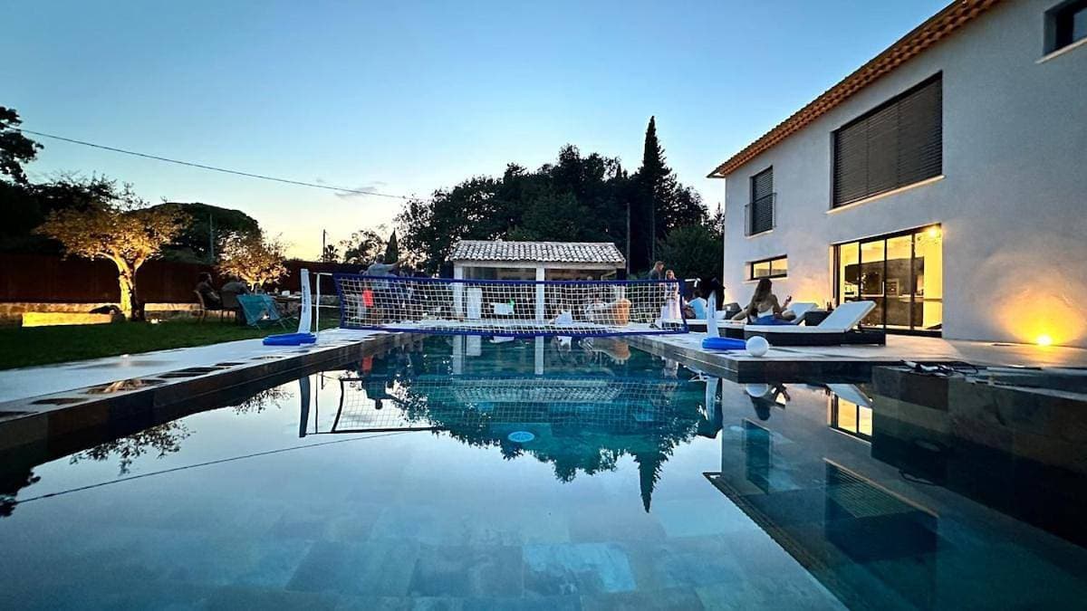 Contemporary Villa Opio 1